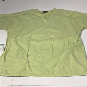 Cherokee Workwear Medium Neon Yellow Short Sleeve V Neck Double Pocket Scrub Top